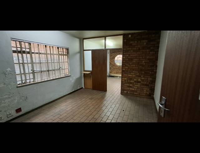 700M² BUILDING TO LET IN BRAKPAN NORTH